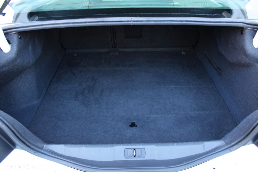 Peugeot 508 BlueHDi 180 EAT6 Stop&Start GT - 28