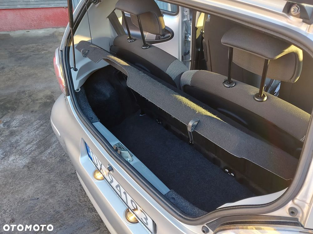 Toyota Aygo Cool&Go - 32