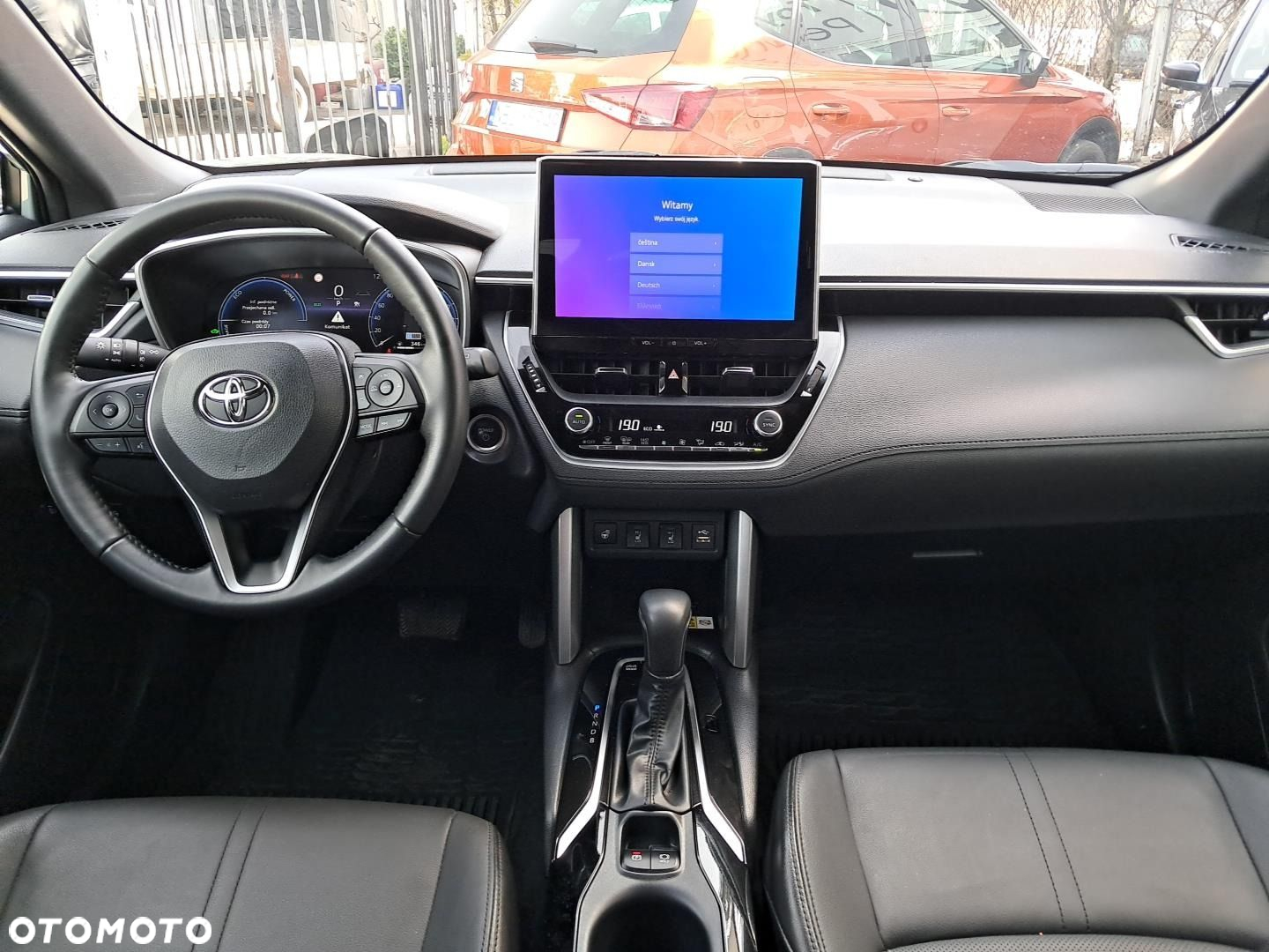 Toyota Corolla Cross - 3