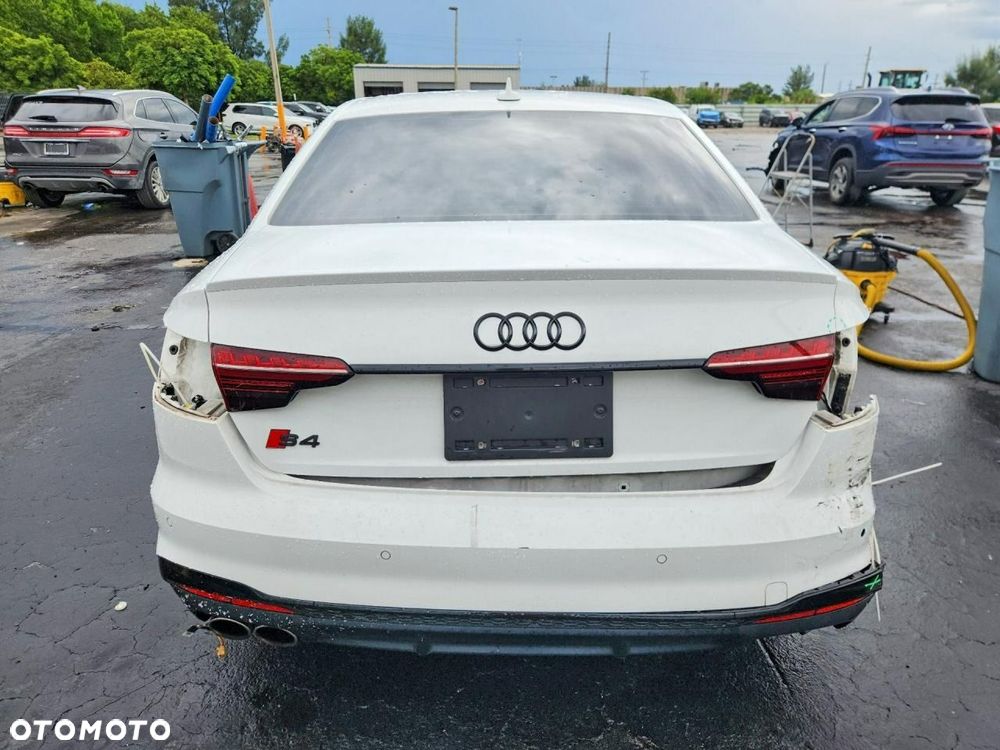 Audi S4 Limousine - 6