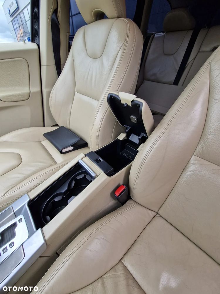 Volvo XC 60 2.4D AWD - 17