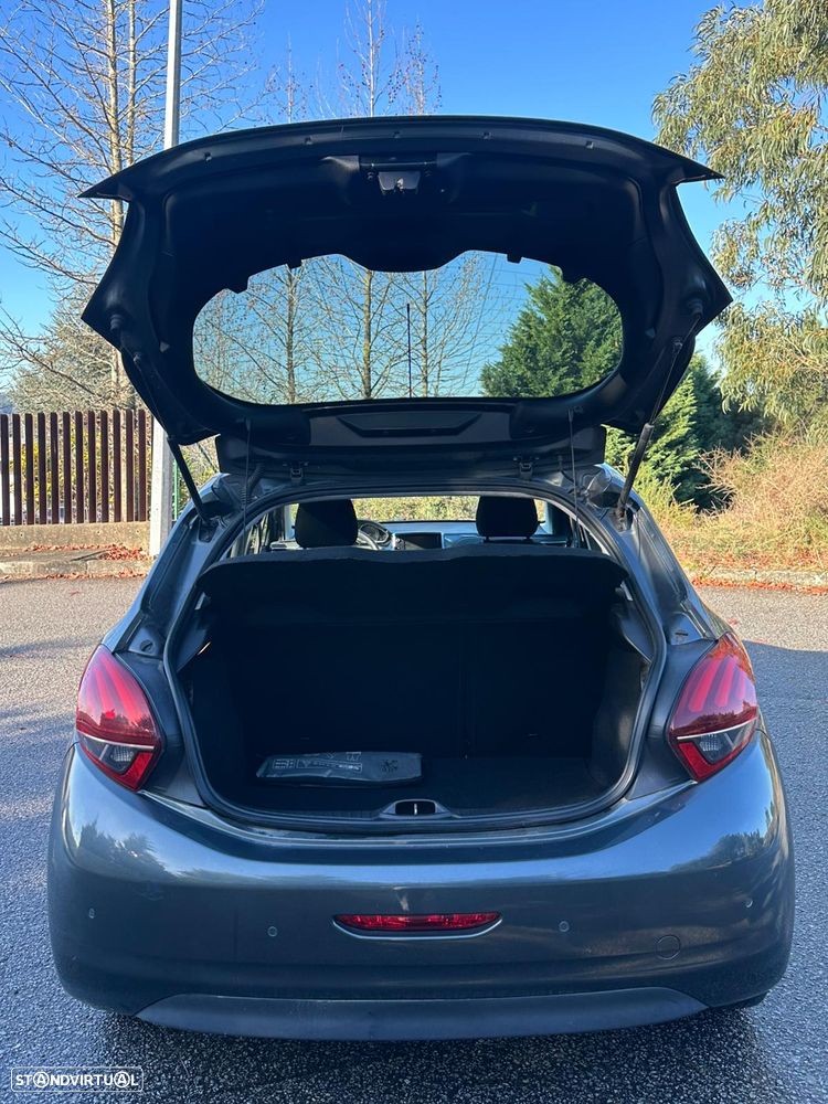 Peugeot 208 1.2 PureTech Style - 11