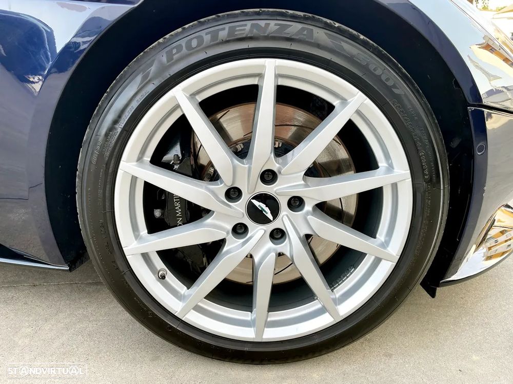 Aston Martin DB11 Coupé V8 Auto - 47