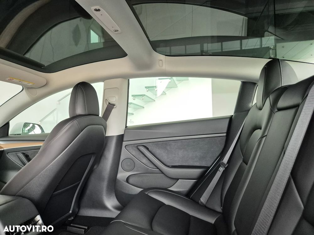 Tesla Model 3 Langstreckenbatterie Allradantrieb Dual Motor - 12