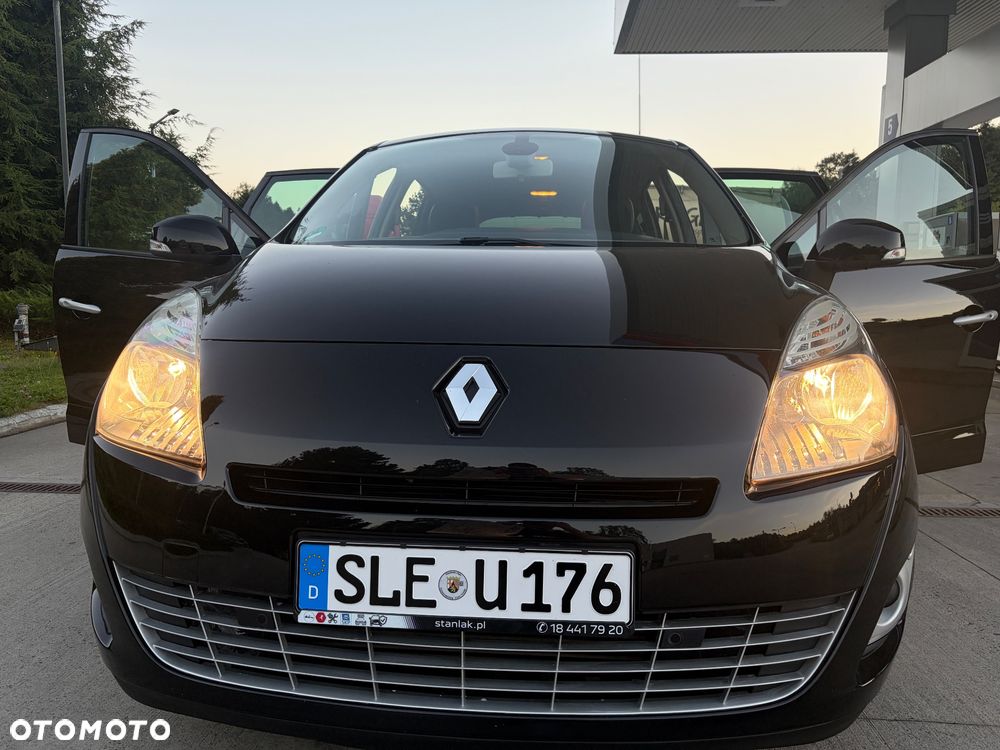 Renault Grand Scenic dCi 130 FAP Bose Edition - 17