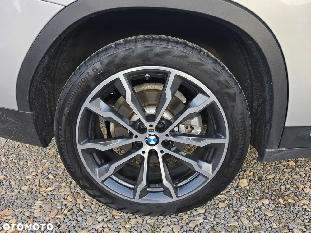 BMW X3 xDrive30i GPF Luxury Line - 38