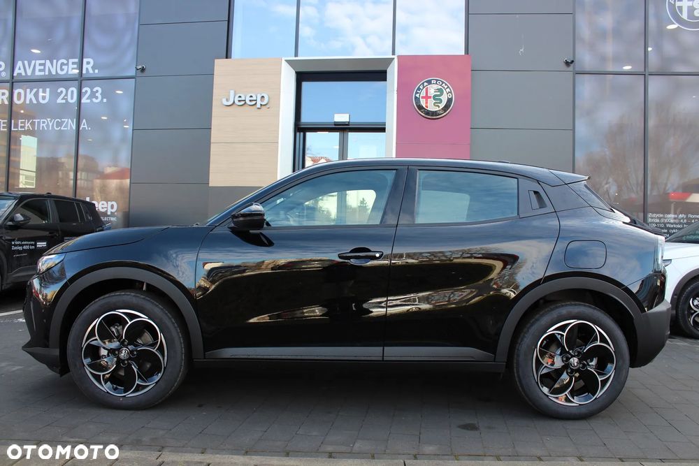 Alfa Romeo Junior 54kWh - 6