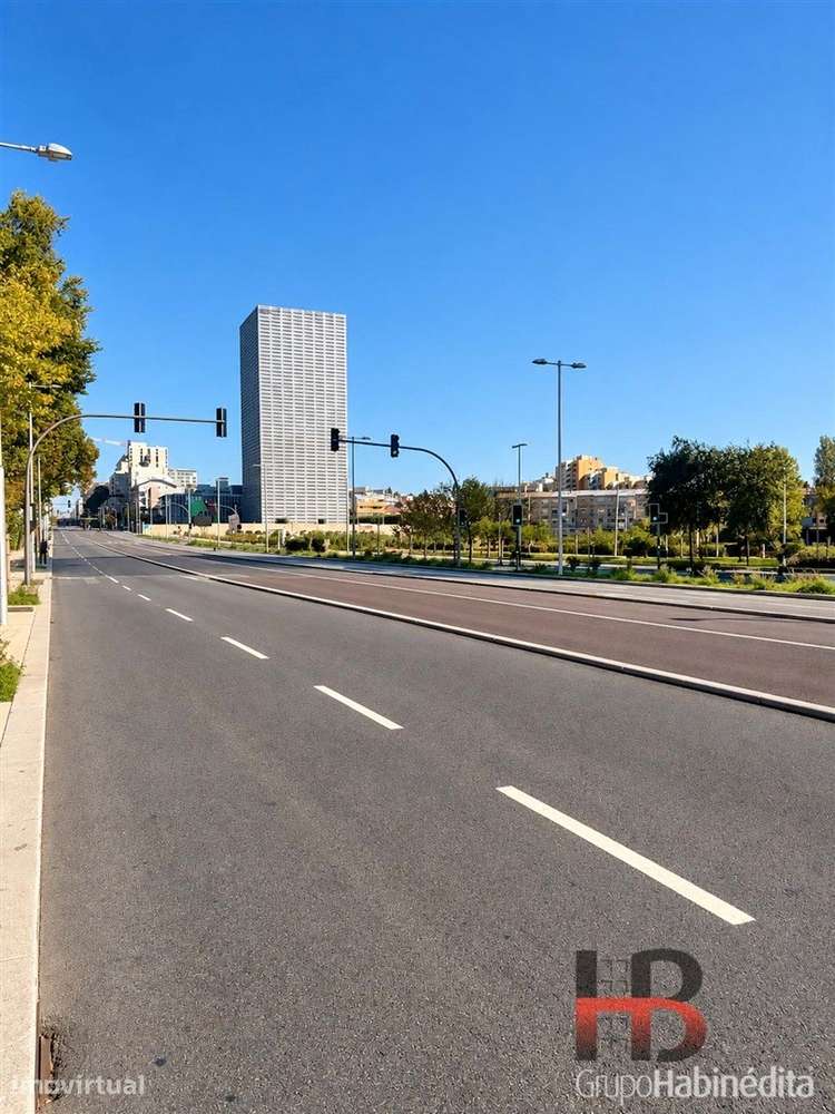 Apartamento T5 Venda em Ramalde,Porto - Grande imagem: 3/35