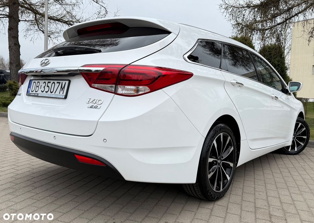 Hyundai i40 Kombi 2.0 Premium - 4