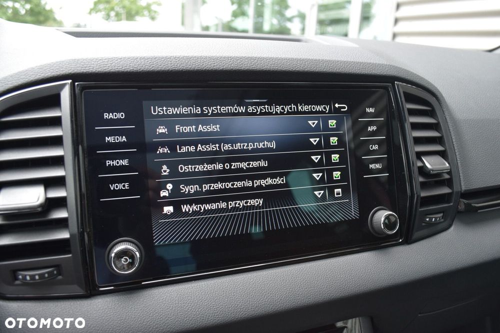 Skoda Karoq 1.5 TSI ACT Sportline DSG - 19