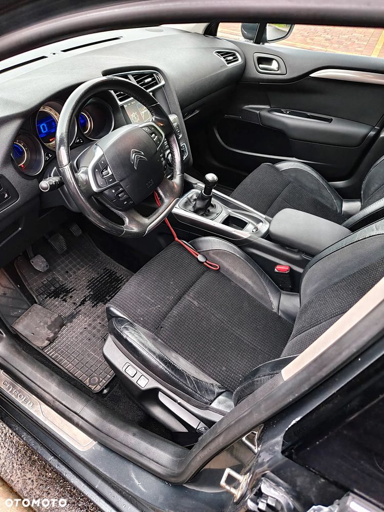 Citroën C4 1.6 HDi Attraction - 8