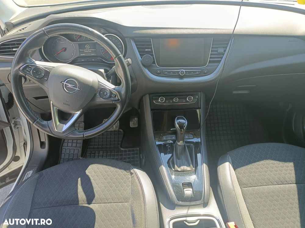 Opel Grandland X 1.2 Turbo START/STOP Aut. Ultimate - 11