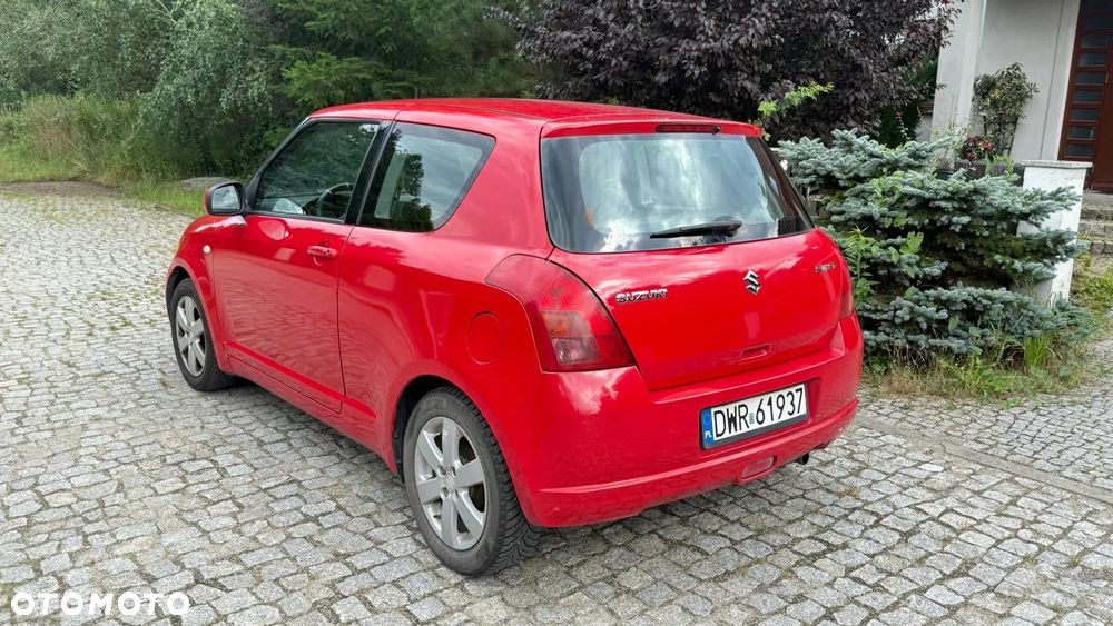 Suzuki Swift 1.3 Classic - 5