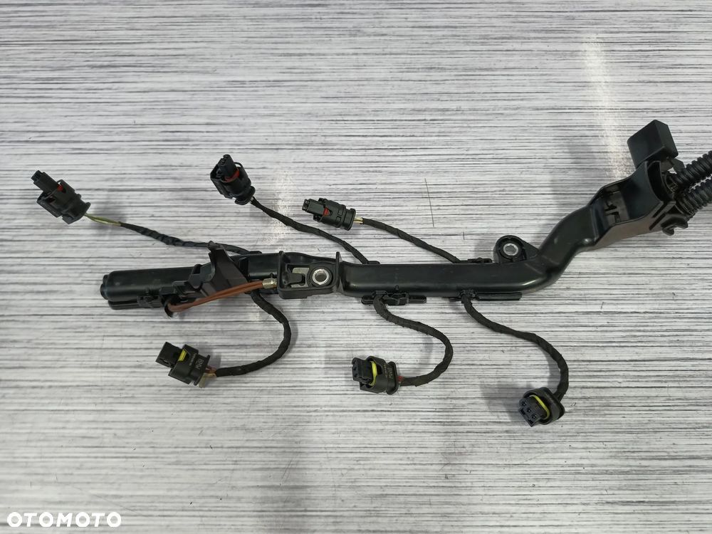 BMW F39 F45 MINI F55 F56 Wiązka wtryskiwaczy 8678974 - 3