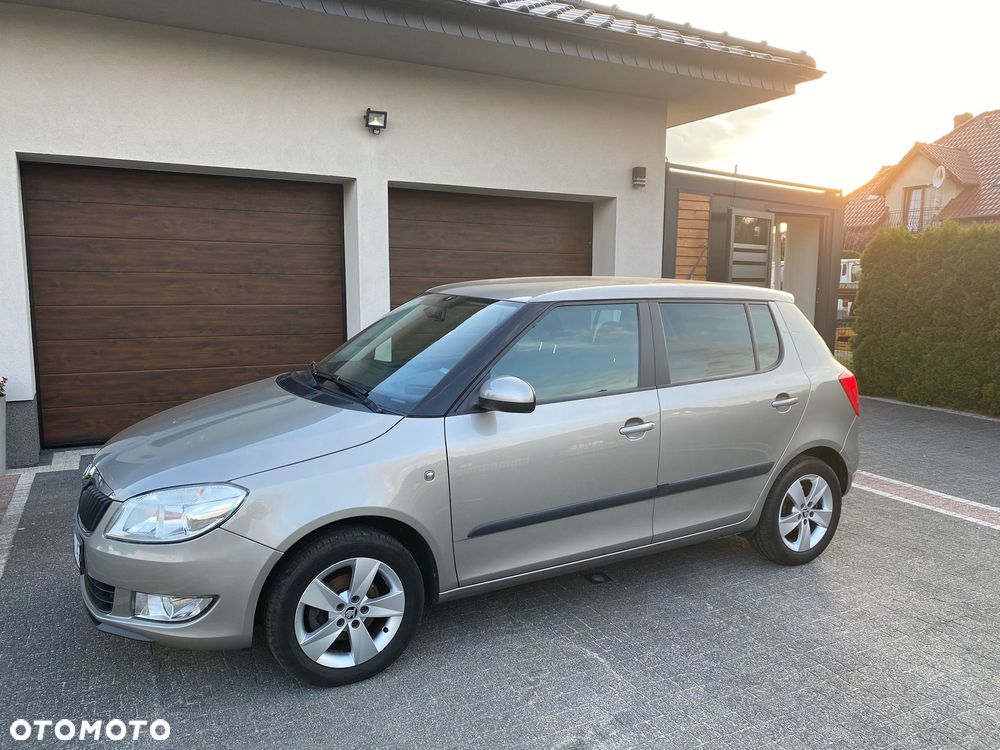 Skoda Fabia 1.4 16V STYLE Edition - 4