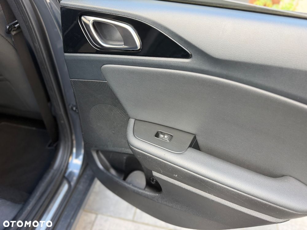 Kia Ceed 1.4 T-GDI OPF GT Line - 34