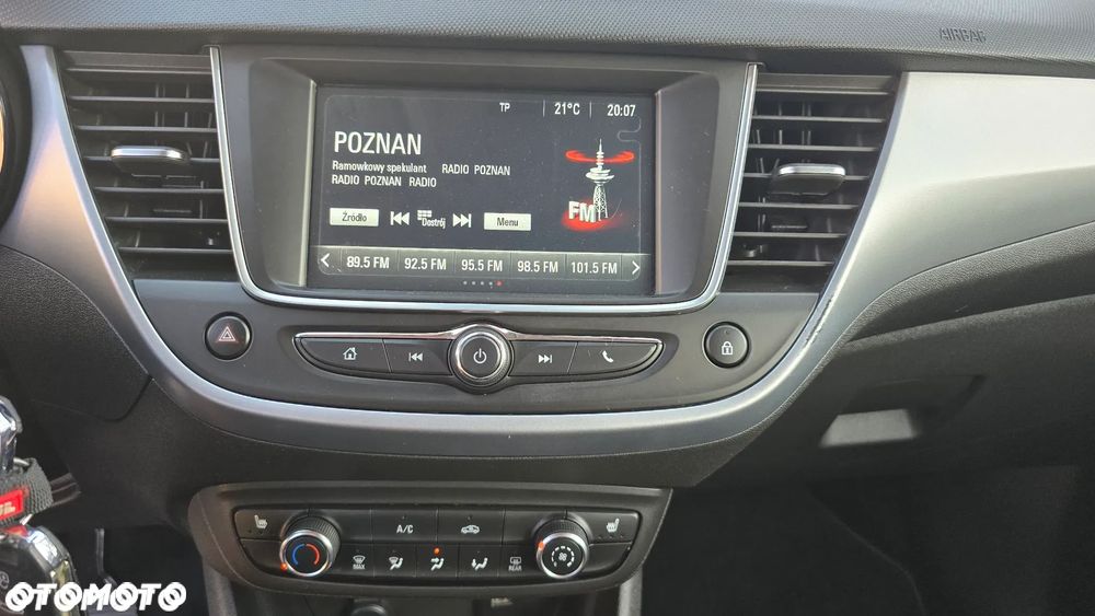 Opel Crossland X - 35