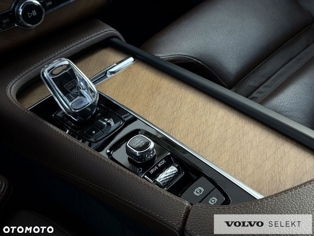 Volvo XC 90 - 29