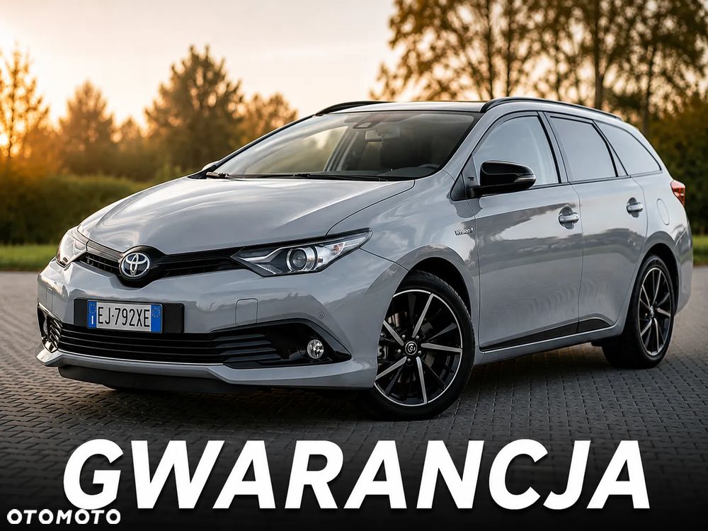 Toyota Auris Hybrid 135 Selection - 2