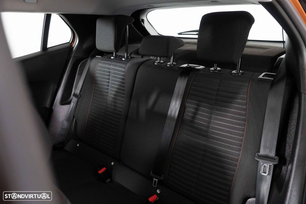 Peugeot 2008 1.2 PureTech Active Pack - 11