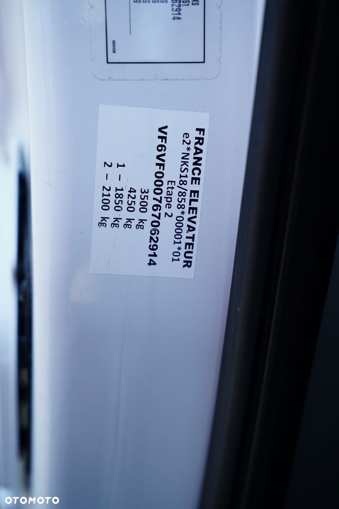 Renault MASTER / ZWYŻKA / BLASZAK / PODNOŚNIK KOSZOWY FRANCE ELAVATEUR 121 Ft - 12 M / MAX UDŹWIG 120 KG / EURO 6 - 36