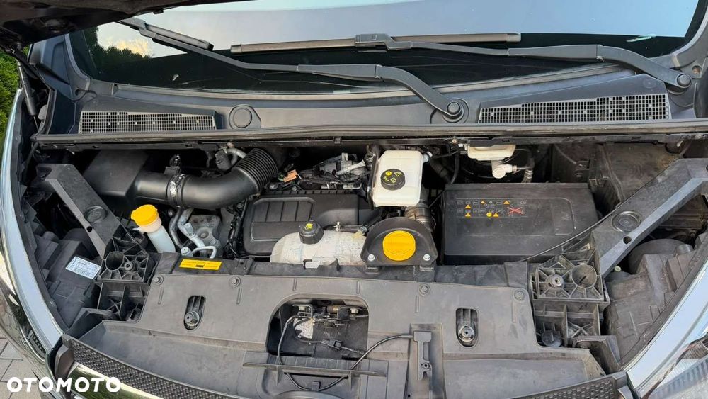 Opel Vivaro - 37