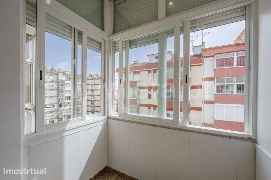 Apartamento T3; Cruz de Pau - Grande imagem: 3/19