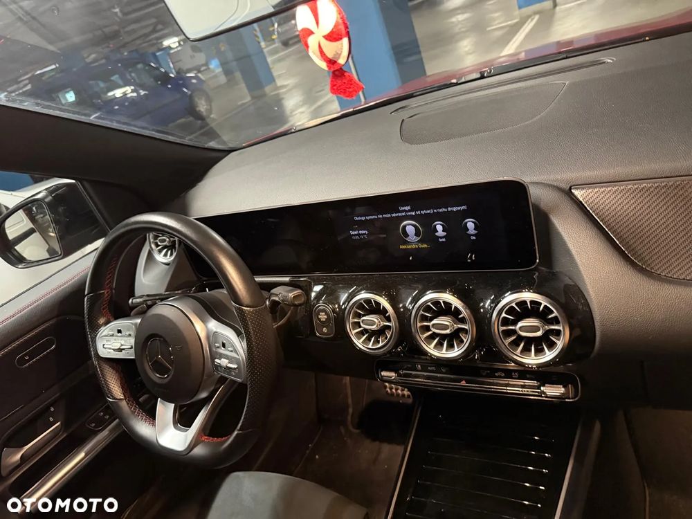 Mercedes-Benz GLA 250 - 10