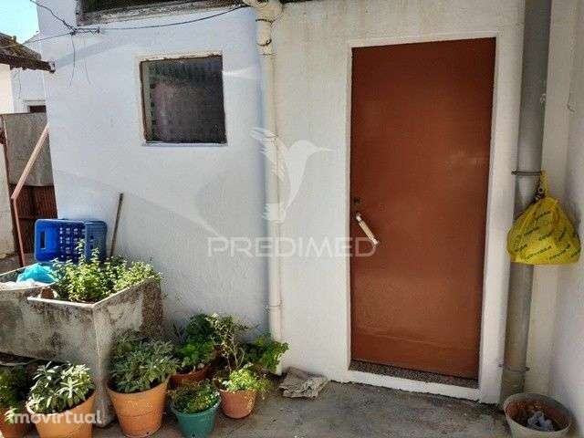 Habitação/ Comércio zona de Chamusca- Santarém - Grande imagem: 5/23