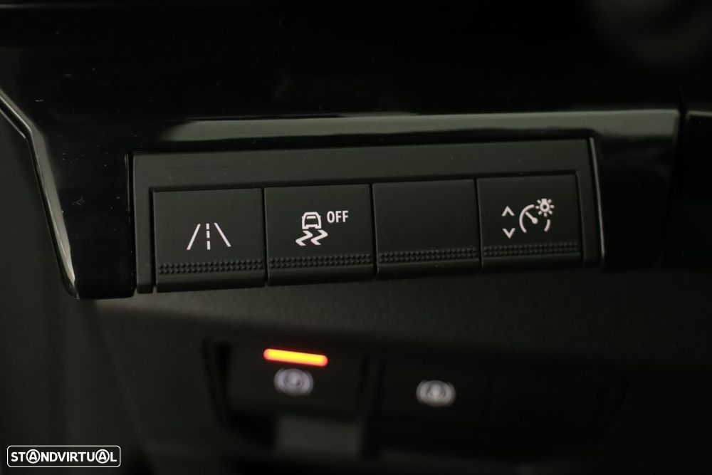 Renault Austral 1.2 E-Tech Techno Espirit - 19