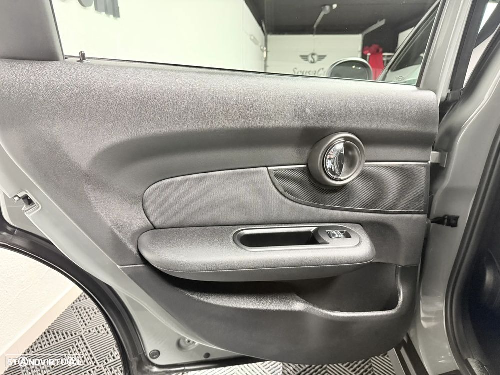 MINI Clubman One D - 16