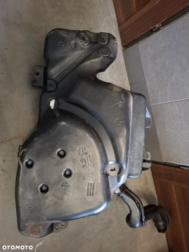 Zbiornik paliwa bak Renault Captur 1,2 TCE 2015 rok nr 172029622R - 4
