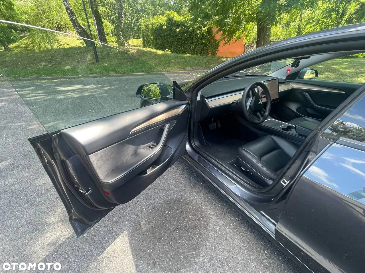 Tesla Model 3 Langstreckenbatterie Allradantrieb Dual Motor - 10