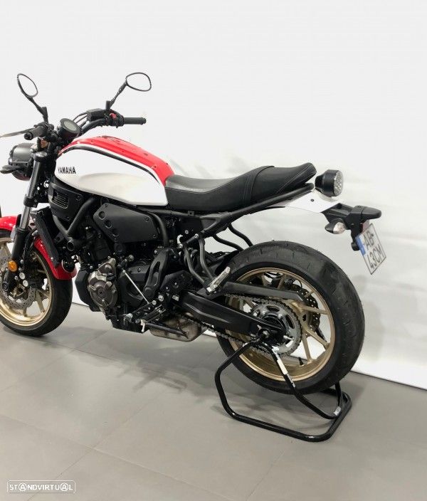 Yamaha XSR - 6