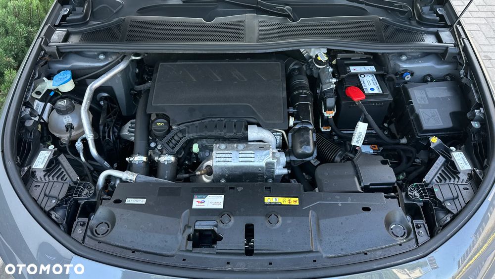 Peugeot 308 1.2 PureTech Allure Pack S&S EAT8 - 40