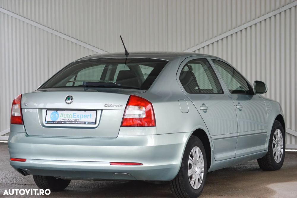 Skoda Octavia 1.6 TDI DPF Elegance - 26
