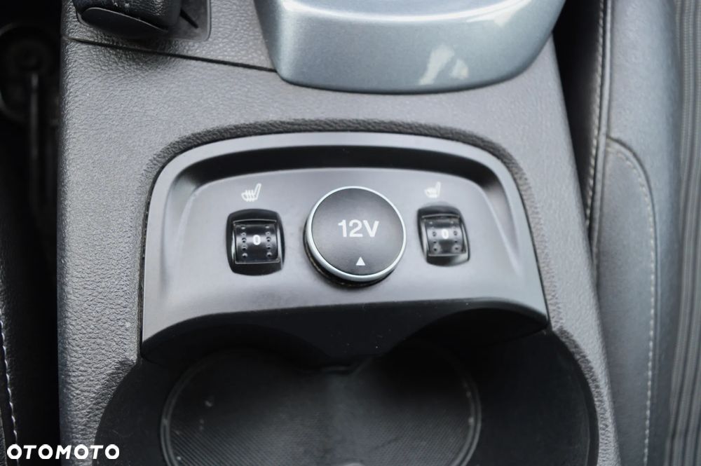 Ford Focus 2.0 TDCi DPF Titanium - 24