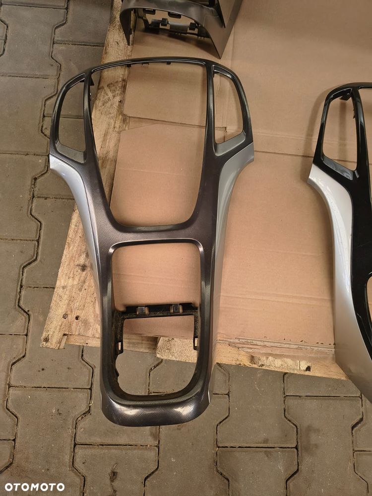 OPEL ASTRA 4 IV J RAMKA RADIA DEKOR TUNELU OBUDOWA PANEL - 3