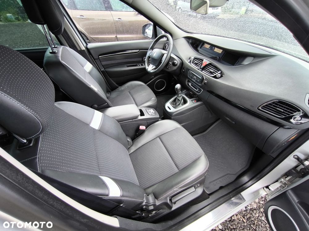 Renault Scenic 1.6dCi Energy Privilege - 17