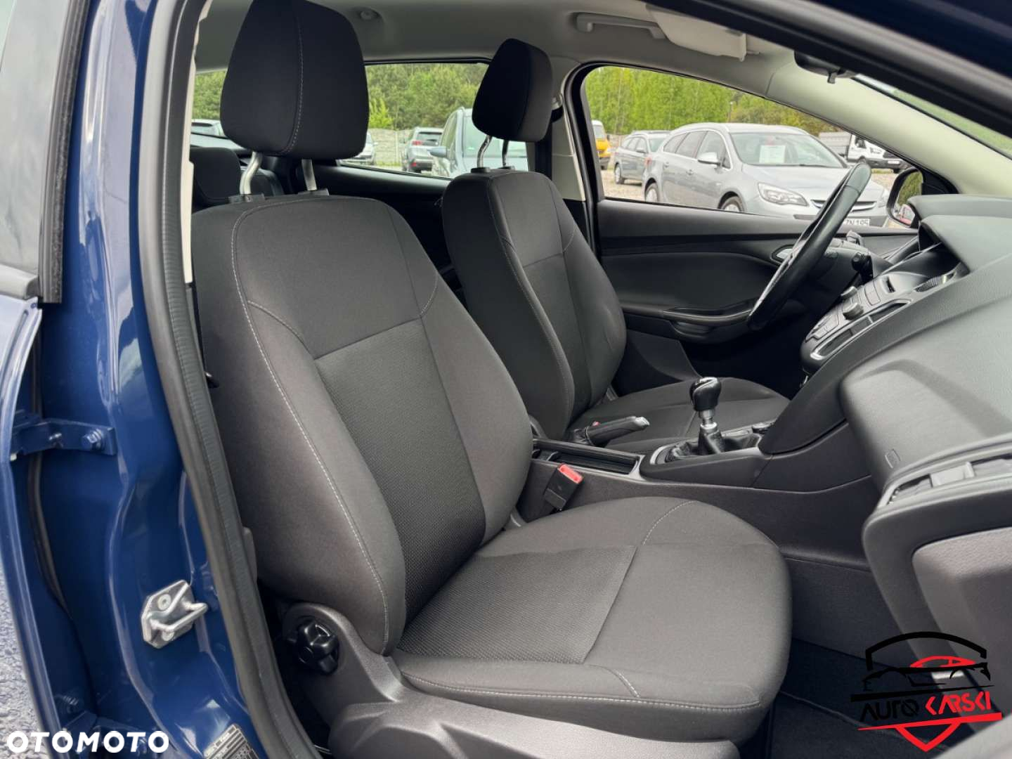 Ford Focus - 30