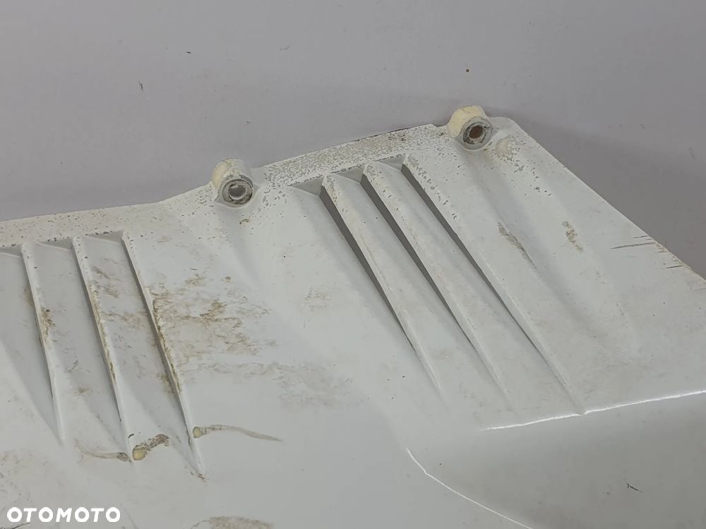 PLUG OWIEWKA DOLNA PRAWA OSLONA PEUGEOT E-VIVACITY - 7