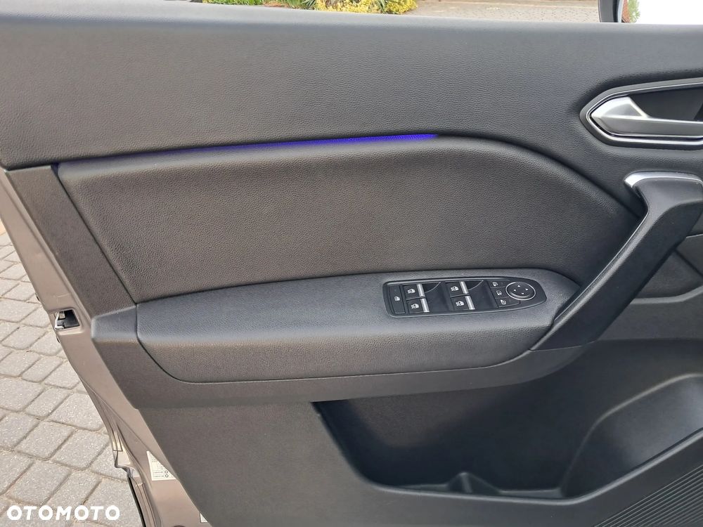 Renault Captur 1.3 TCe Intens EDC - 28