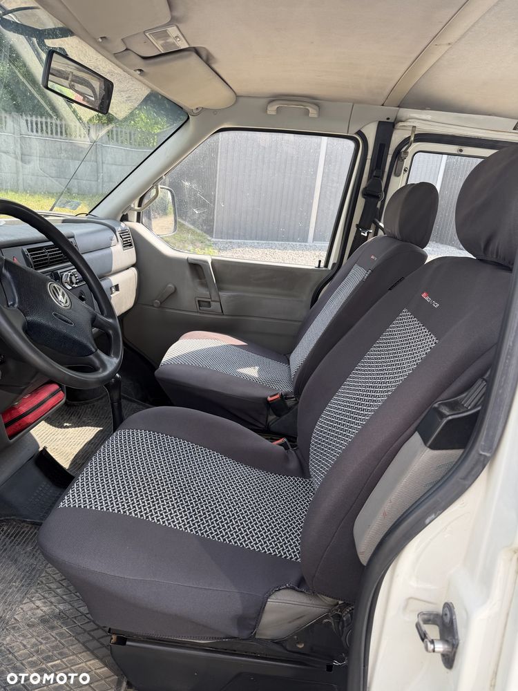 Volkswagen Transporter - 4