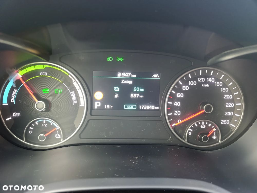 Kia Optima Plug-in Hybrid - 18