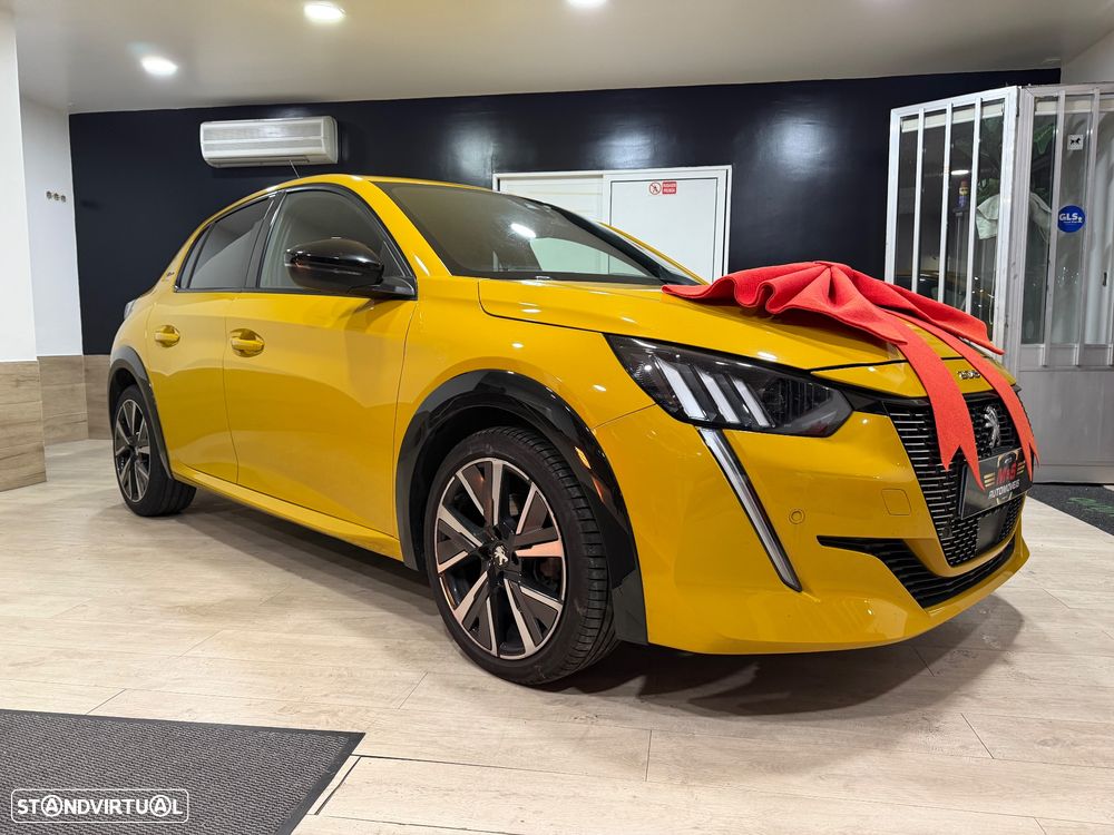 Peugeot 208 1.2 PureTech GT EAT8 - 5