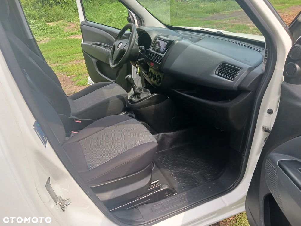 Fiat Doblo 1.3 JTD 2015r Izoterma chlodnia Mroźnia Agregat 230V lodziarka mrożonka - 7