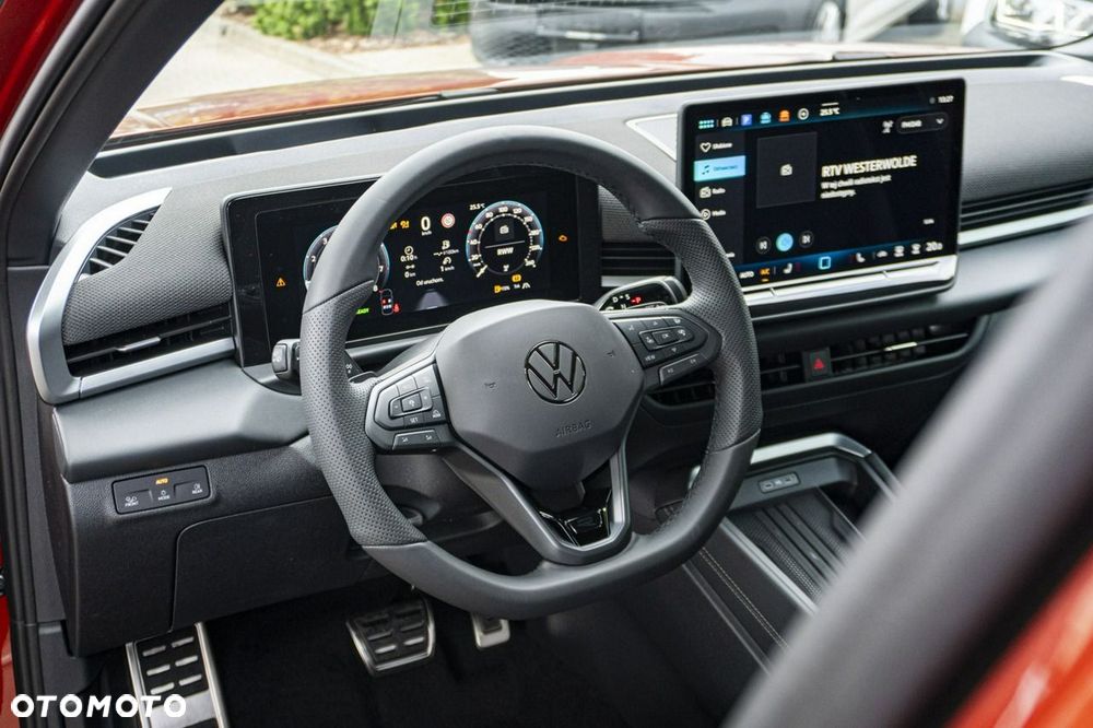 Volkswagen T-Roc - 17
