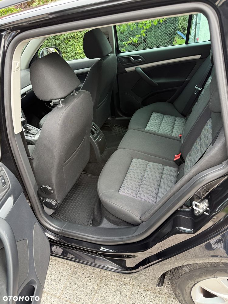 Skoda Octavia 1.4 TSI Ambition DSG - 8