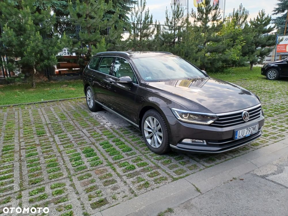 Volkswagen Passat 1.8 TSI (BlueMotion Technology) DSG Highline - 1