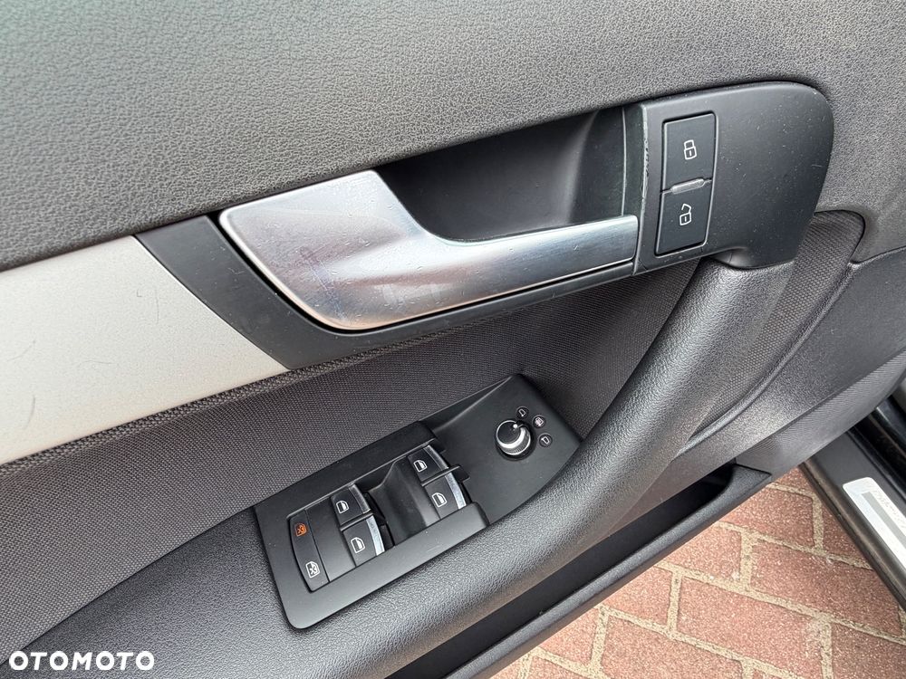 Audi A3 Sportback 1.4 TFSI S line Sportpaket - 33